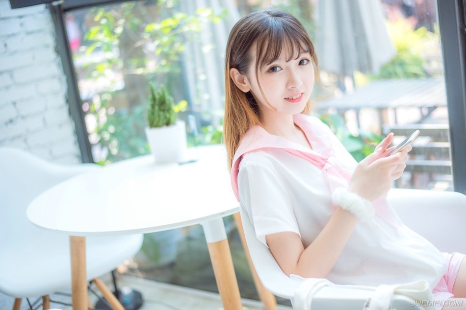 “幼常可听过法正此人？”诸葛亮不答反问道。
